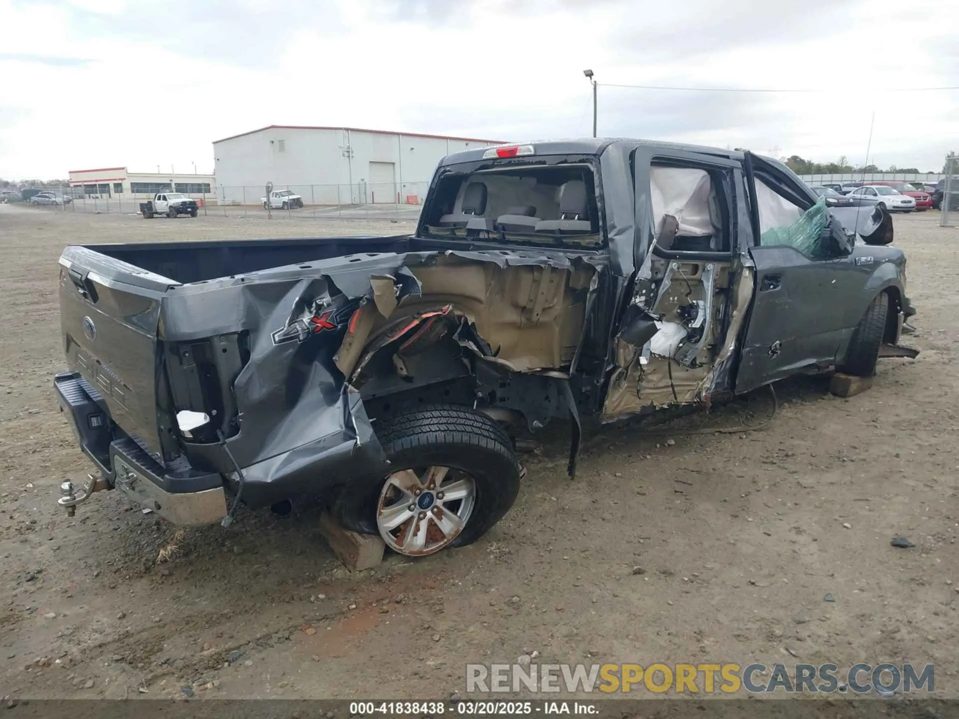 4 Photograph of a damaged car 1FTFW1E52LFA80504 FORD F-150 2020