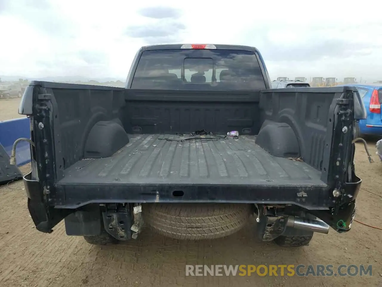 6 Photograph of a damaged car 1FTFW1E56LKD96821 FORD F-150 2020