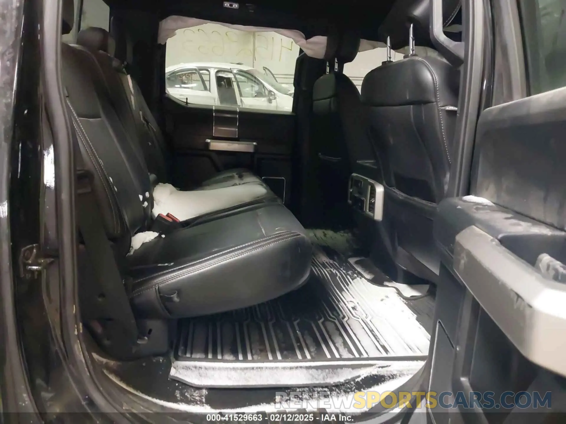 8 Фотография поврежденного автомобиля 1FTFW1E57LFB13397 FORD F-150 2020