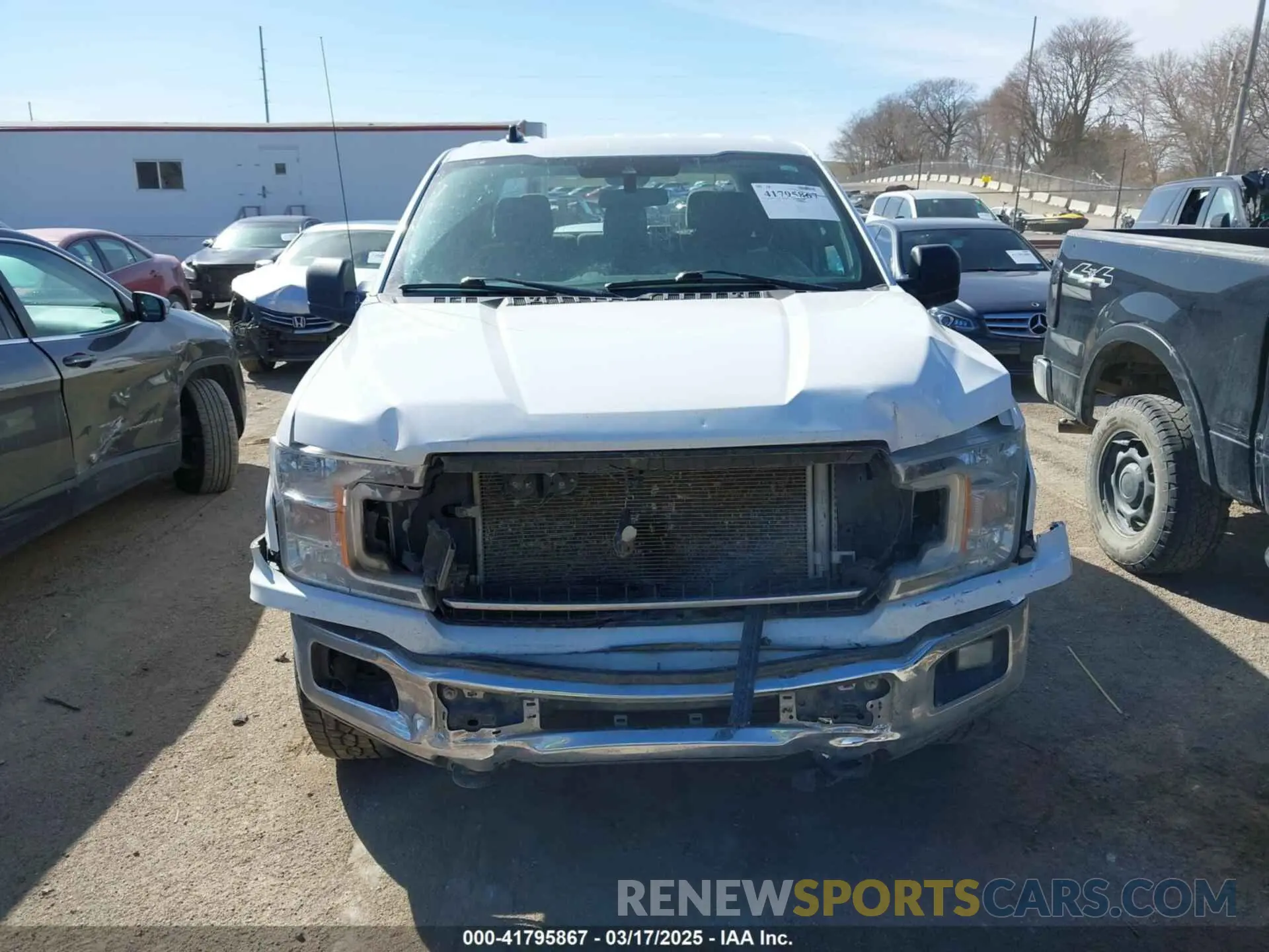 12 Фотография поврежденного автомобиля 1FTFW1E57LKE66911 FORD F-150 2020