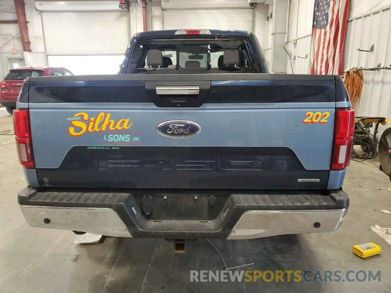 6 Photograph of a damaged car 1FTFX1E45LFA35528 FORD F-150 2020
