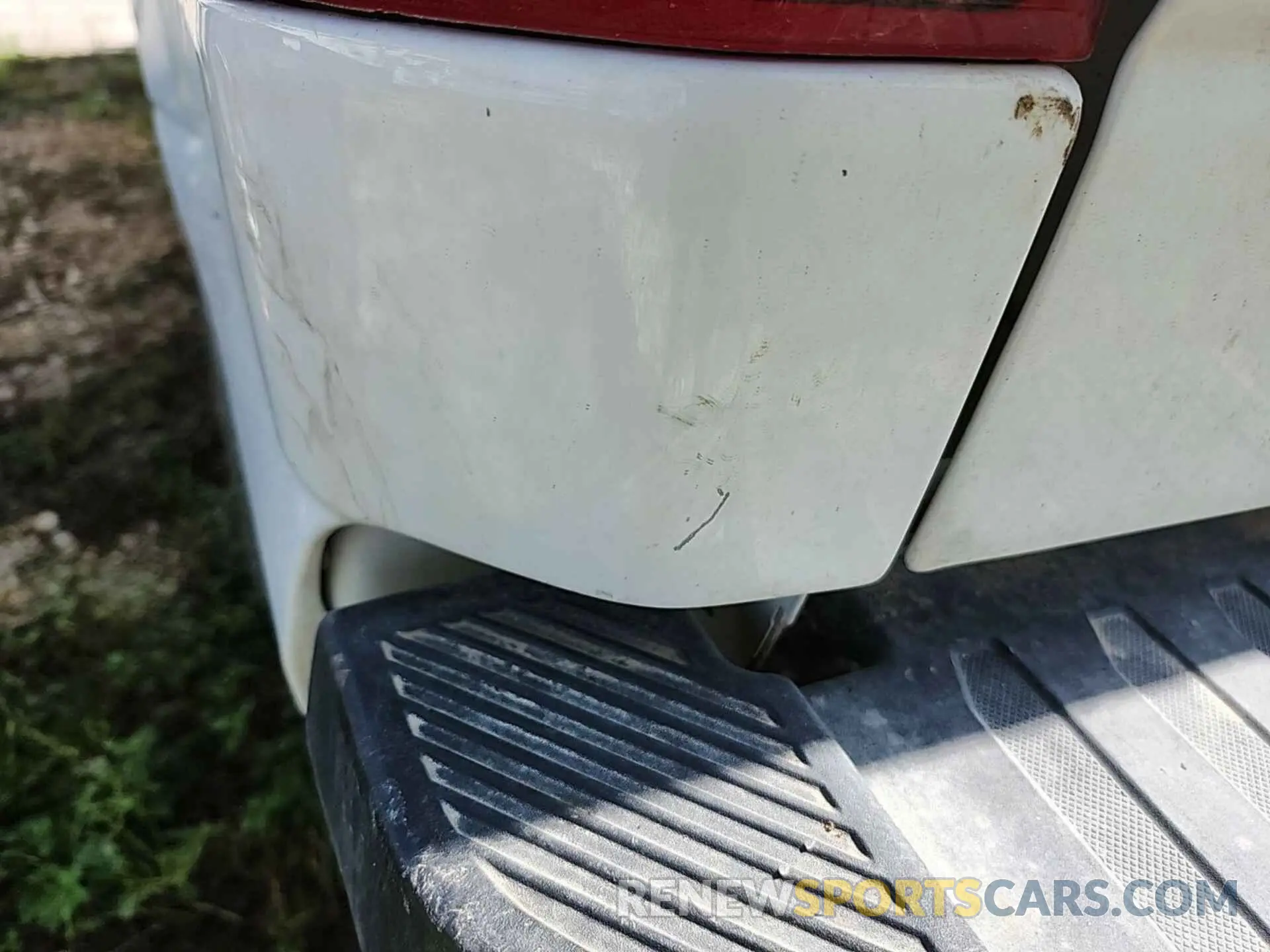 17 Photograph of a damaged car 1FTFX1E57LKD35619 FORD F-150 2020