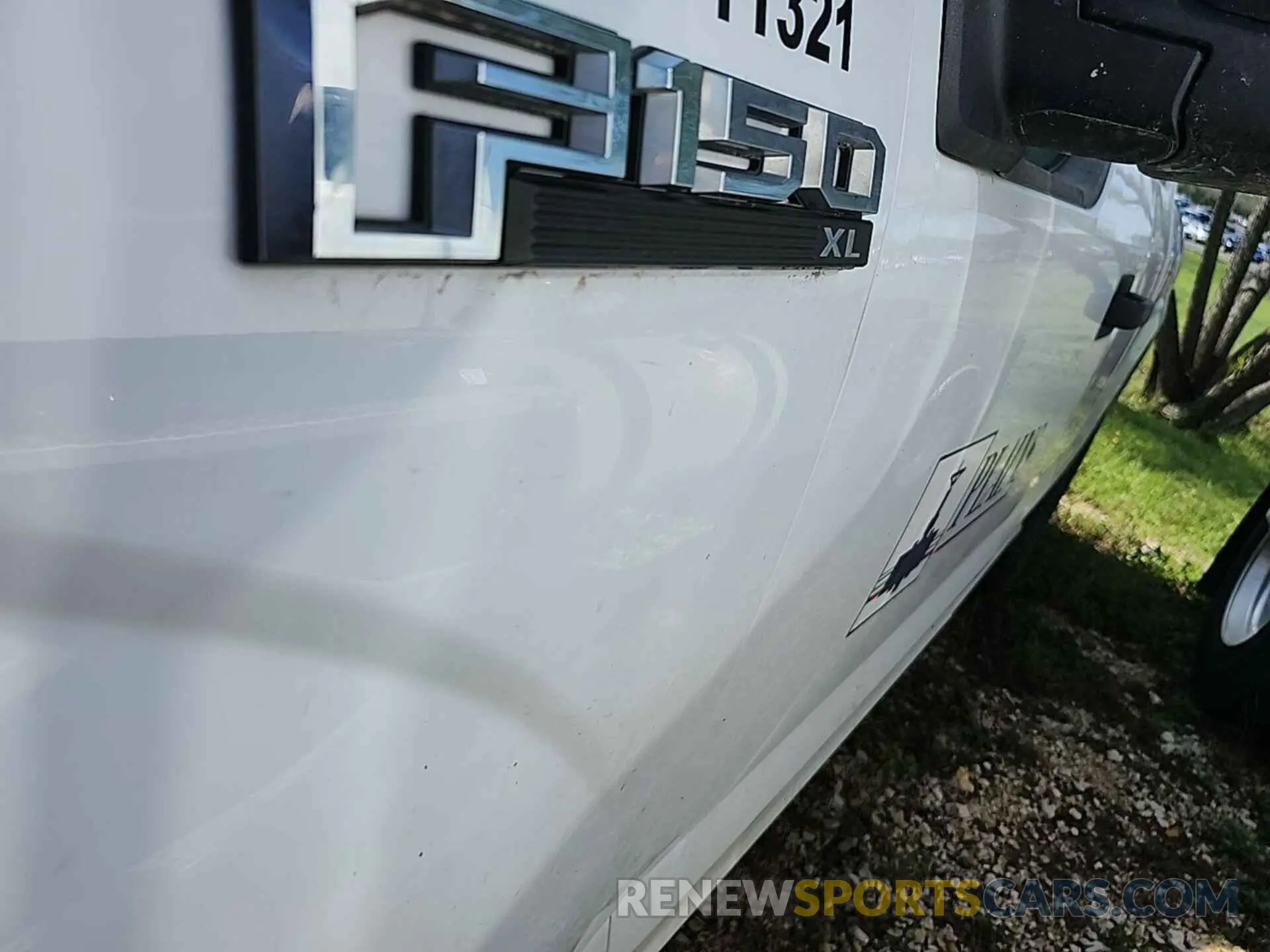 22 Photograph of a damaged car 1FTFX1E57LKD35619 FORD F-150 2020