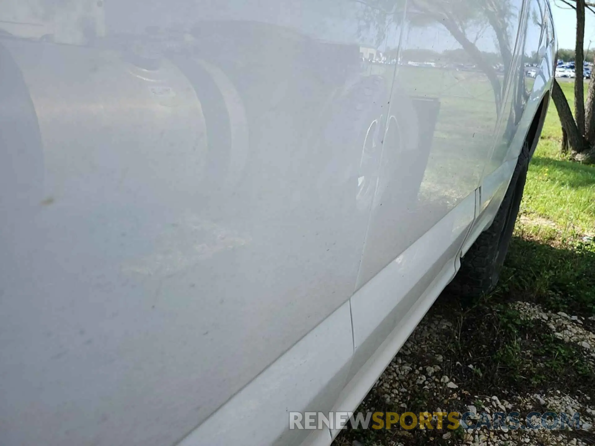 6 Photograph of a damaged car 1FTFX1E57LKD35619 FORD F-150 2020