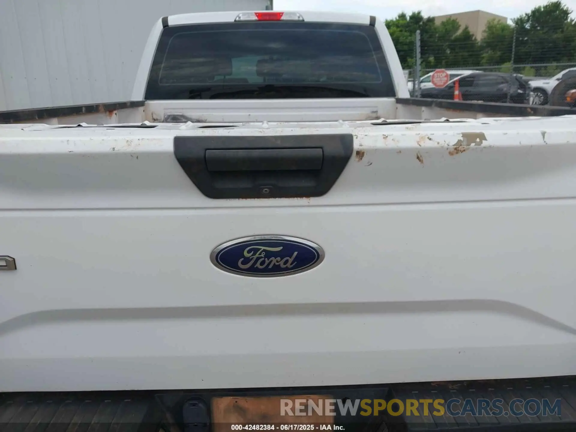 6 Фотография поврежденного автомобиля 1FTFX1E57LKD83380 FORD F-150 2020