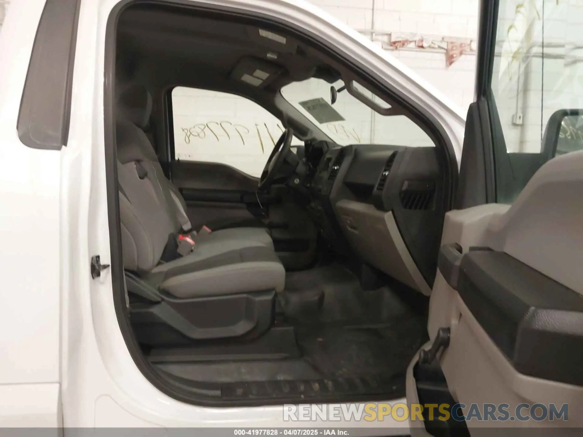 5 Photograph of a damaged car 1FTMF1EB3LKD22043 FORD F-150 2020