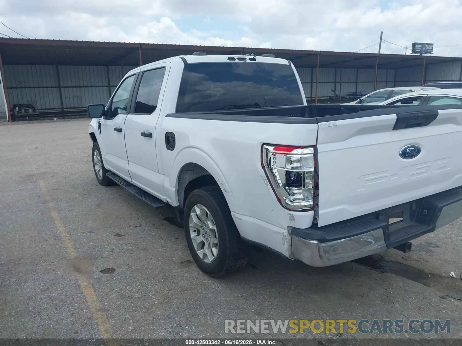 3 Photograph of a damaged car 1FTEW1C50MKE82061 FORD F-150 2021