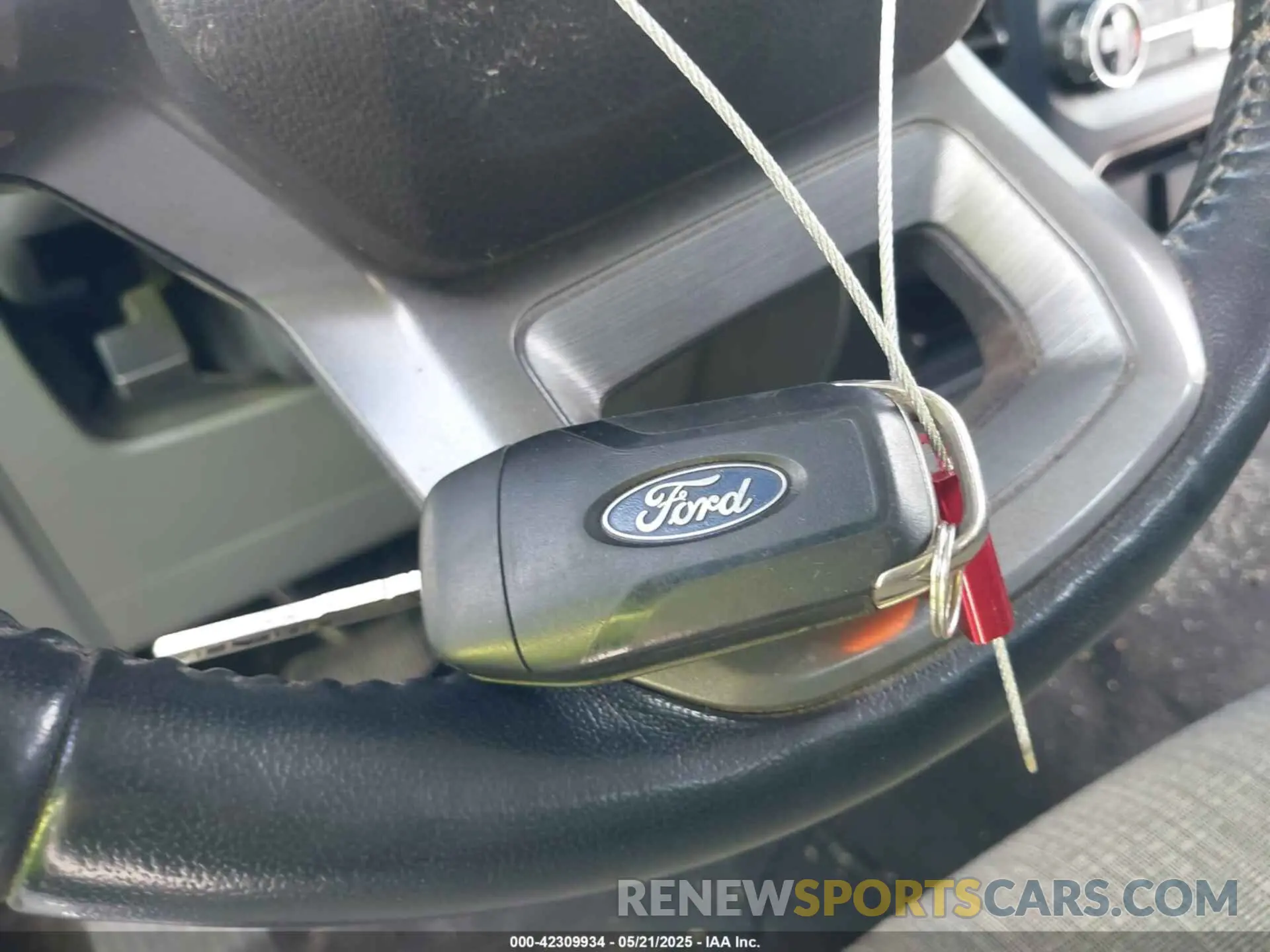 11 Photograph of a damaged car 1FTEW1C52MFB80117 FORD F-150 2021