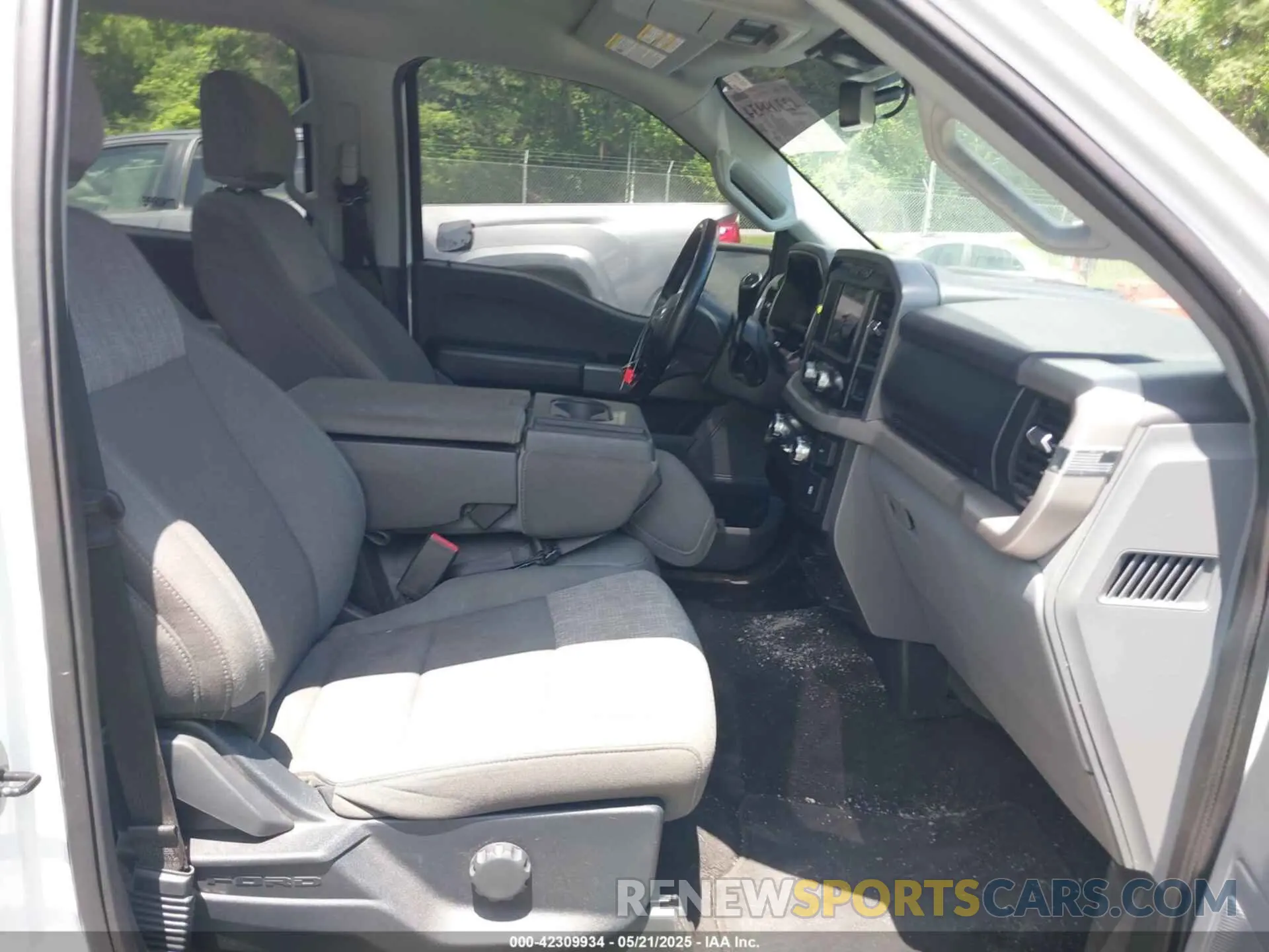 5 Photograph of a damaged car 1FTEW1C52MFB80117 FORD F-150 2021
