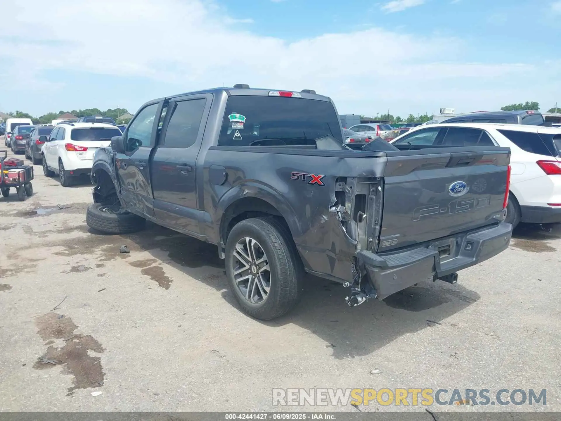 3 Photograph of a damaged car 1FTEW1CP0MFC28215 FORD F-150 2021