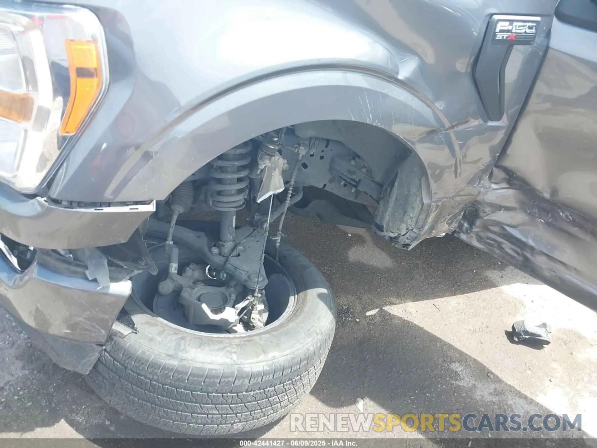 6 Photograph of a damaged car 1FTEW1CP0MFC28215 FORD F-150 2021