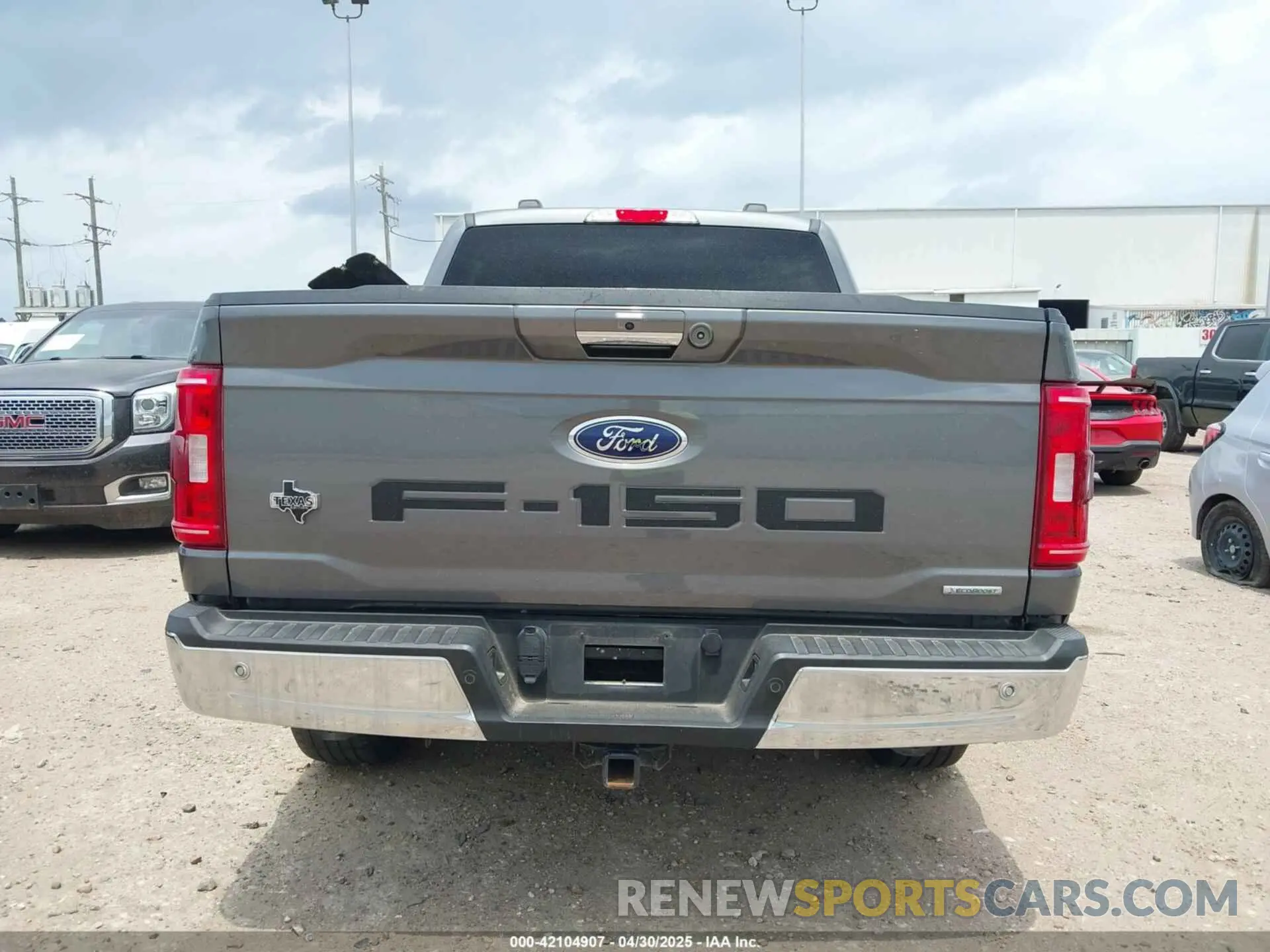 17 Photograph of a damaged car 1FTEW1CP1MKD21526 FORD F-150 2021