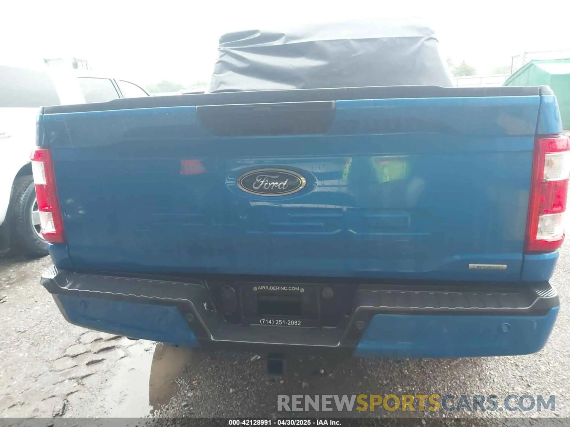 17 Photograph of a damaged car 1FTEW1CP7MFB28645 FORD F-150 2021