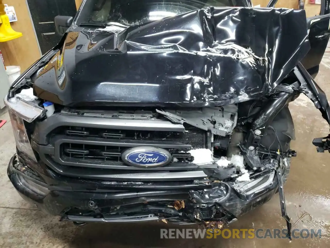 11 Photograph of a damaged car 1FTEW1EP1MFD05123 FORD F-150 2021