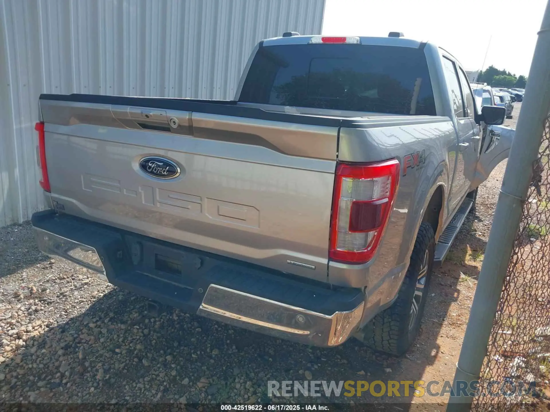 4 Photograph of a damaged car 1FTEW1EP4MFA28838 FORD F-150 2021