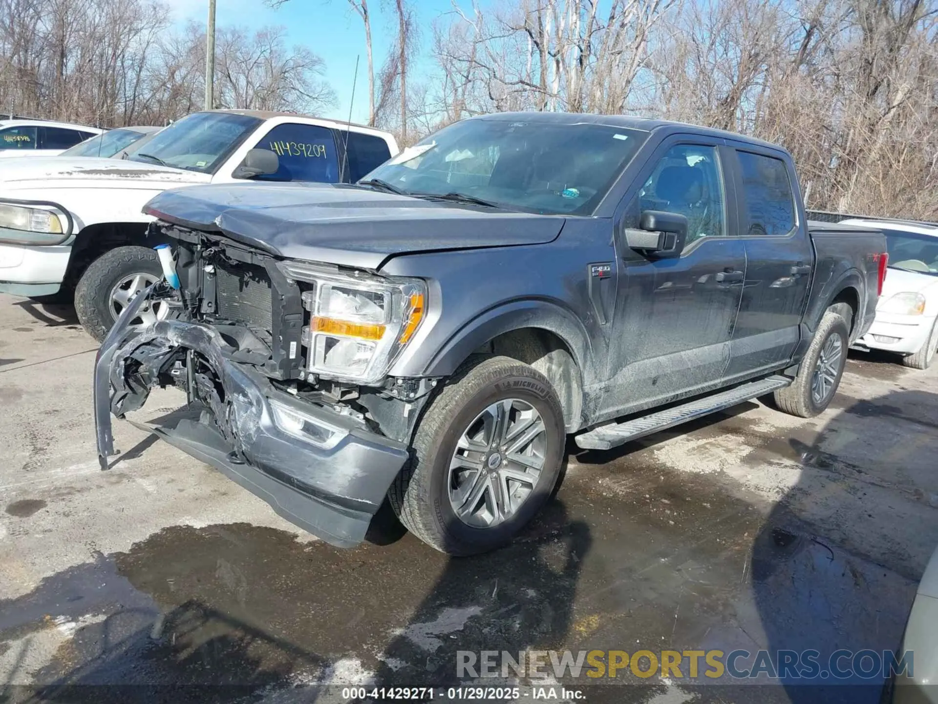 2 Photograph of a damaged car 1FTEW1EP4MFC70805 FORD F-150 2021