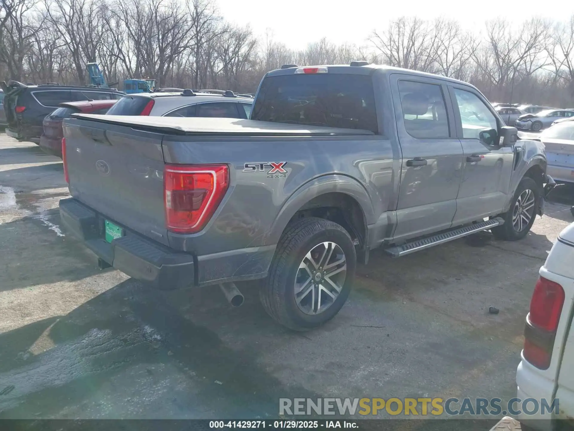 4 Photograph of a damaged car 1FTEW1EP4MFC70805 FORD F-150 2021