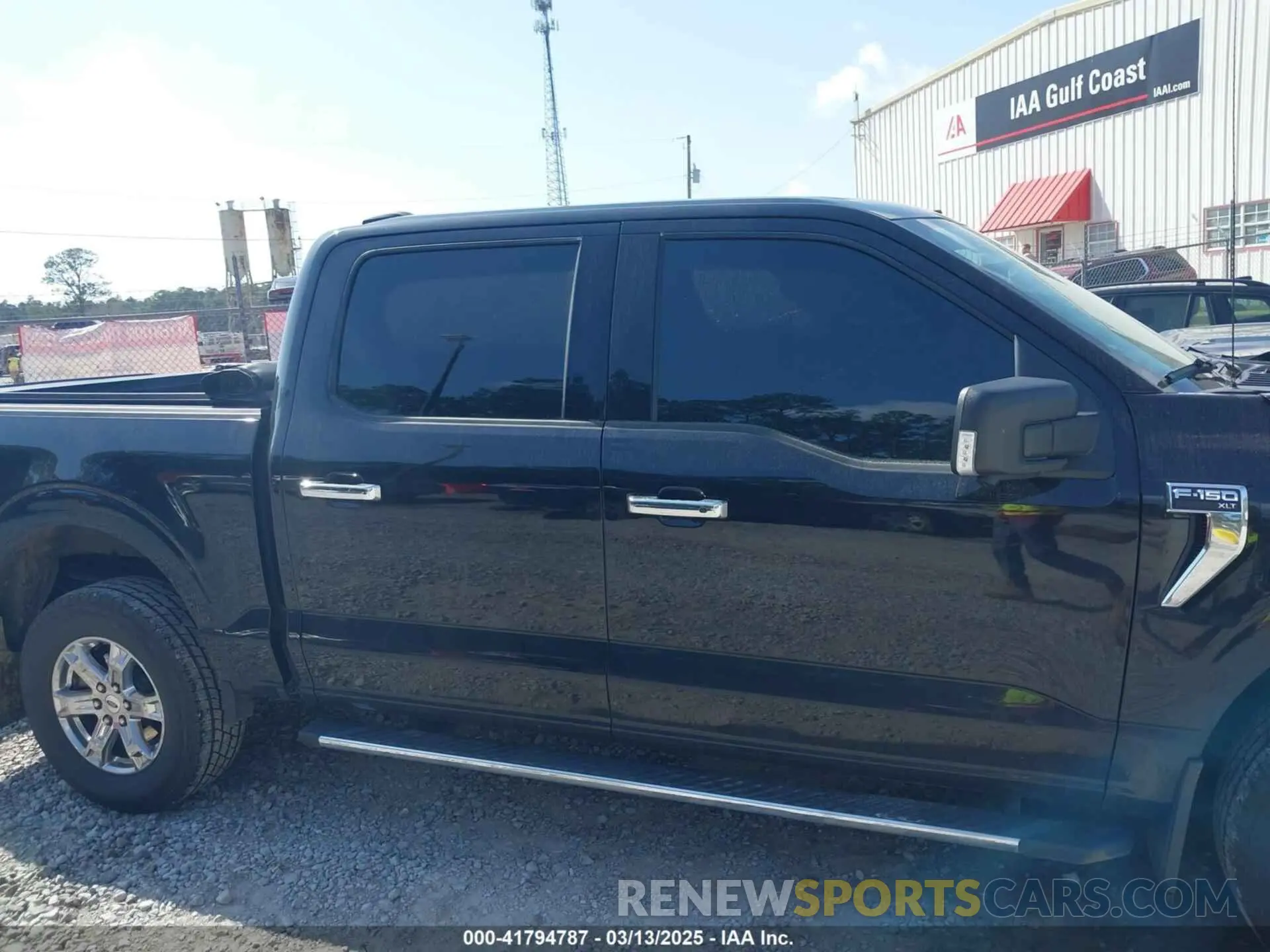 13 Photograph of a damaged car 1FTEW1EP4MKD32016 FORD F-150 2021