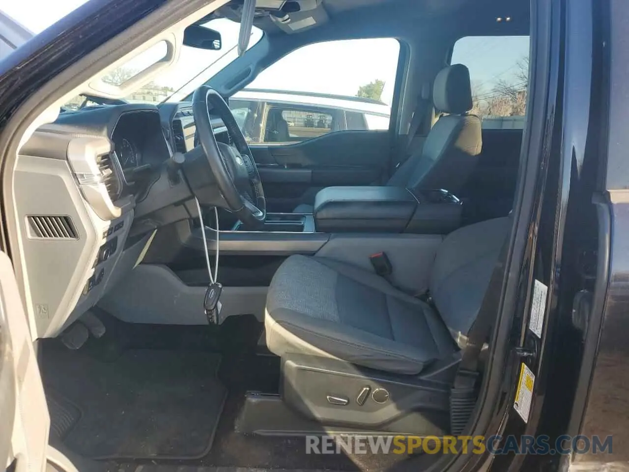7 Photograph of a damaged car 1FTEW1EP6MFC15725 FORD F-150 2021