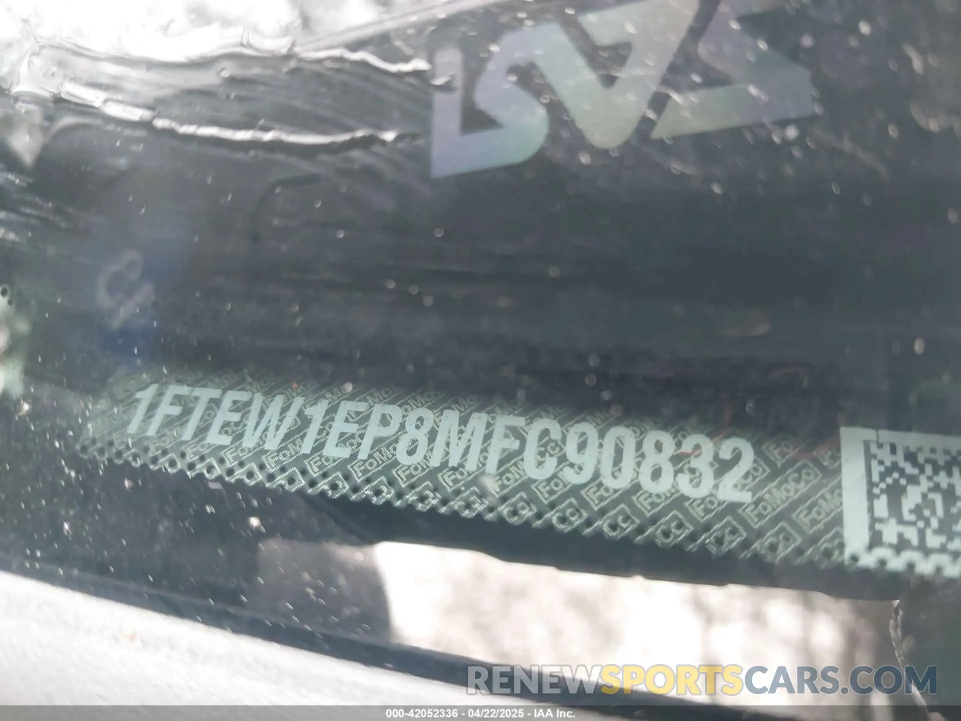 17 Photograph of a damaged car 1FTEW1EP8MFC90832 FORD F-150 2021
