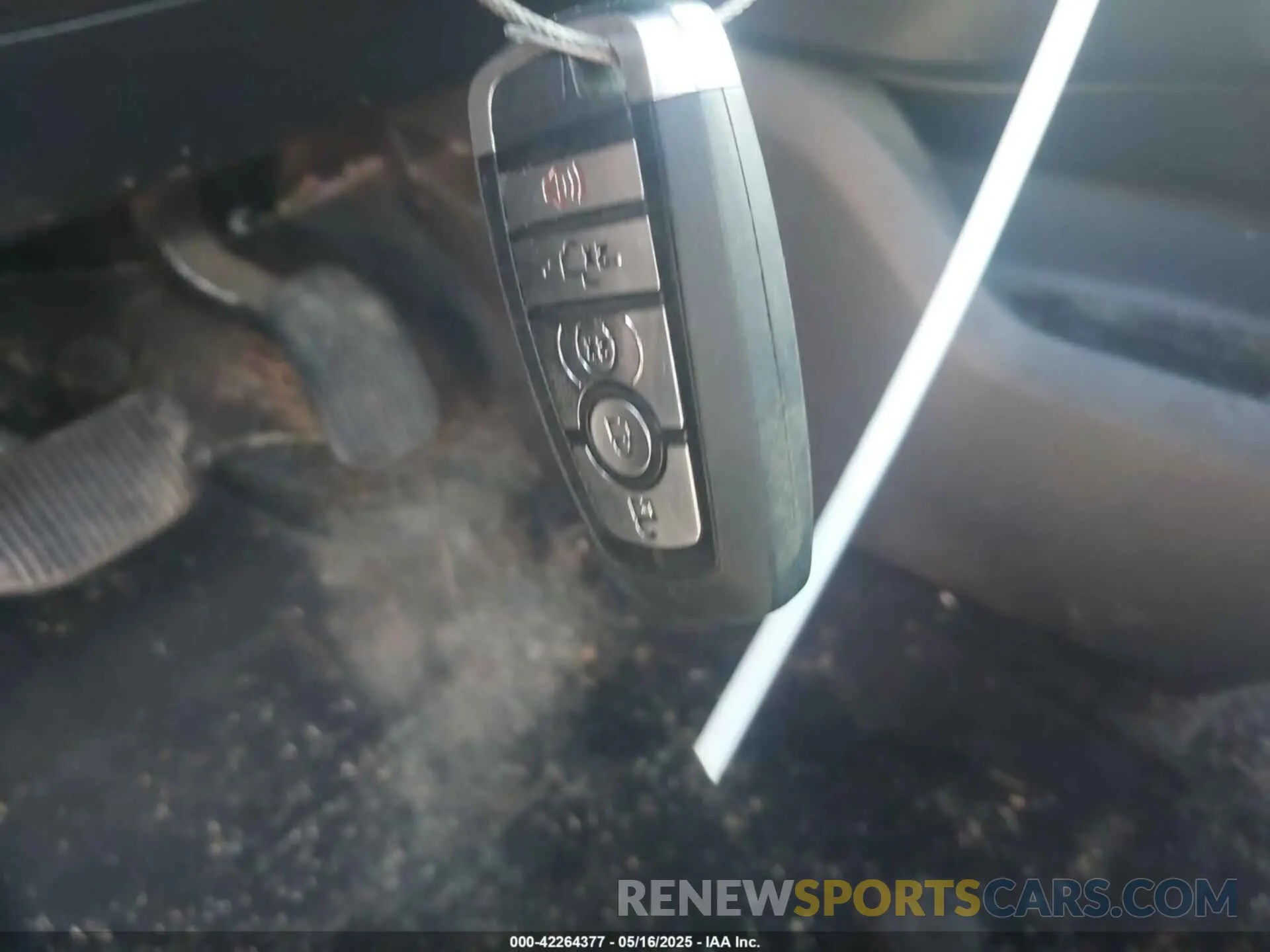 11 Photograph of a damaged car 1FTEW1EPXMFC90542 FORD F-150 2021