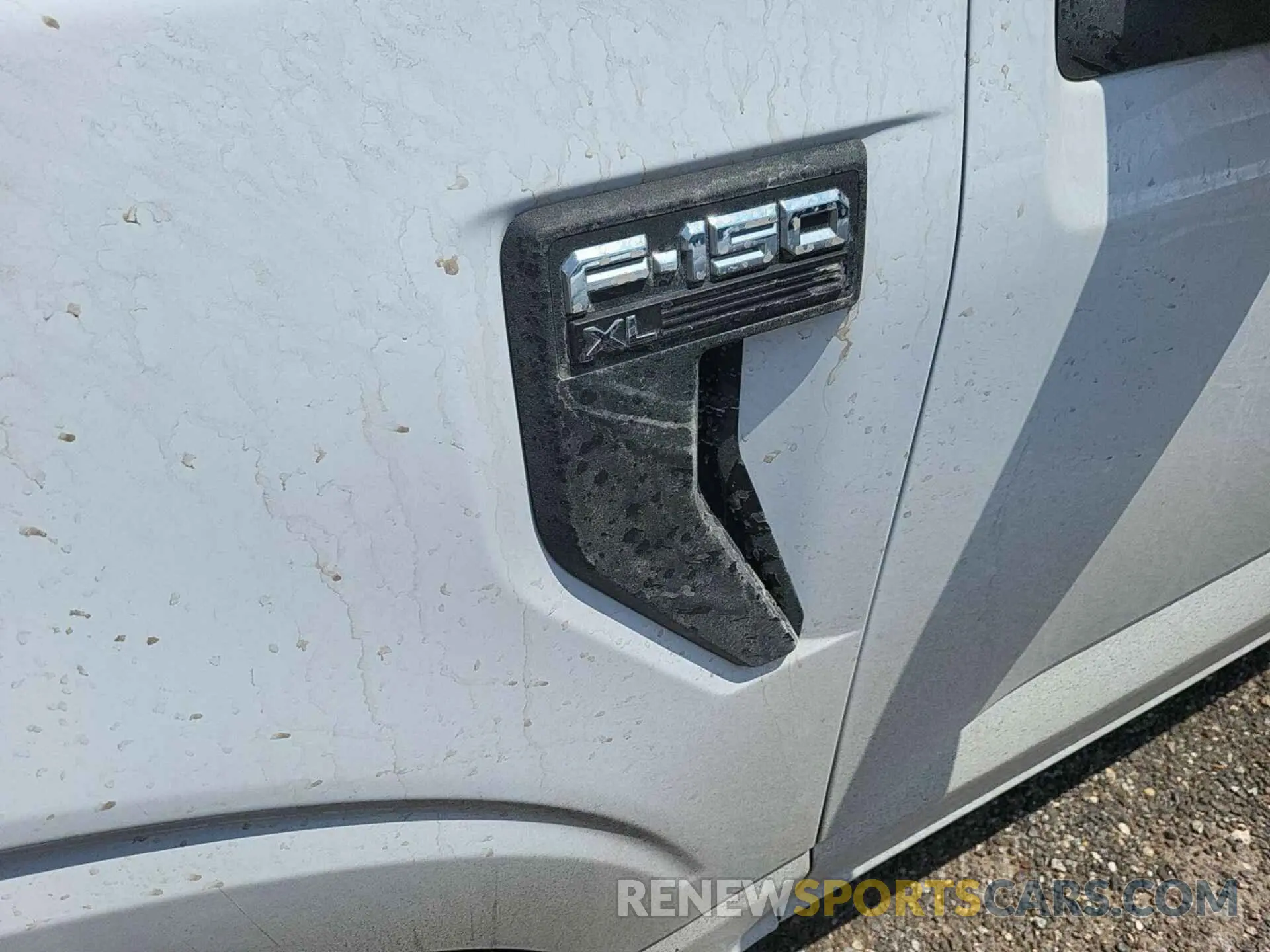 18 Photograph of a damaged car 1FTEW1EPXMKE69753 FORD F-150 2021
