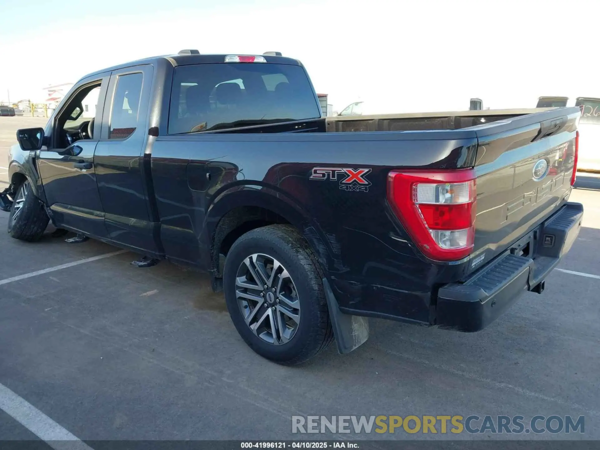 3 Photograph of a damaged car 1FTEX1EP8MKE73765 FORD F-150 2021