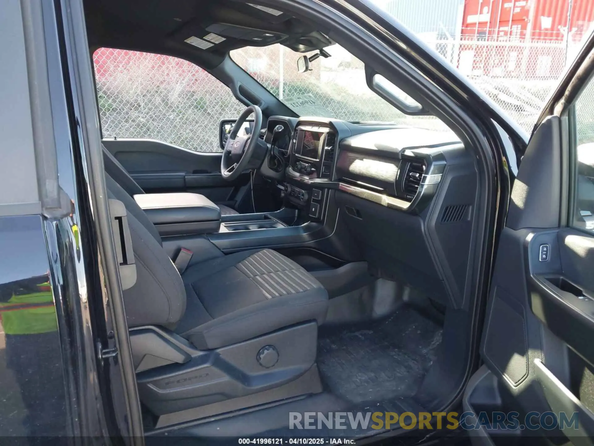 5 Photograph of a damaged car 1FTEX1EP8MKE73765 FORD F-150 2021