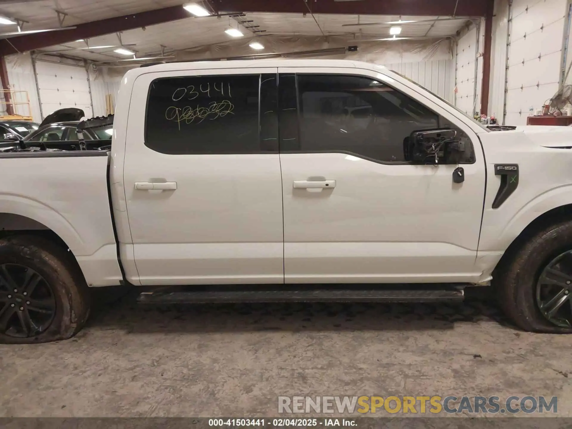 14 Photograph of a damaged car 1FTFW1E51MFC25971 FORD F-150 2021