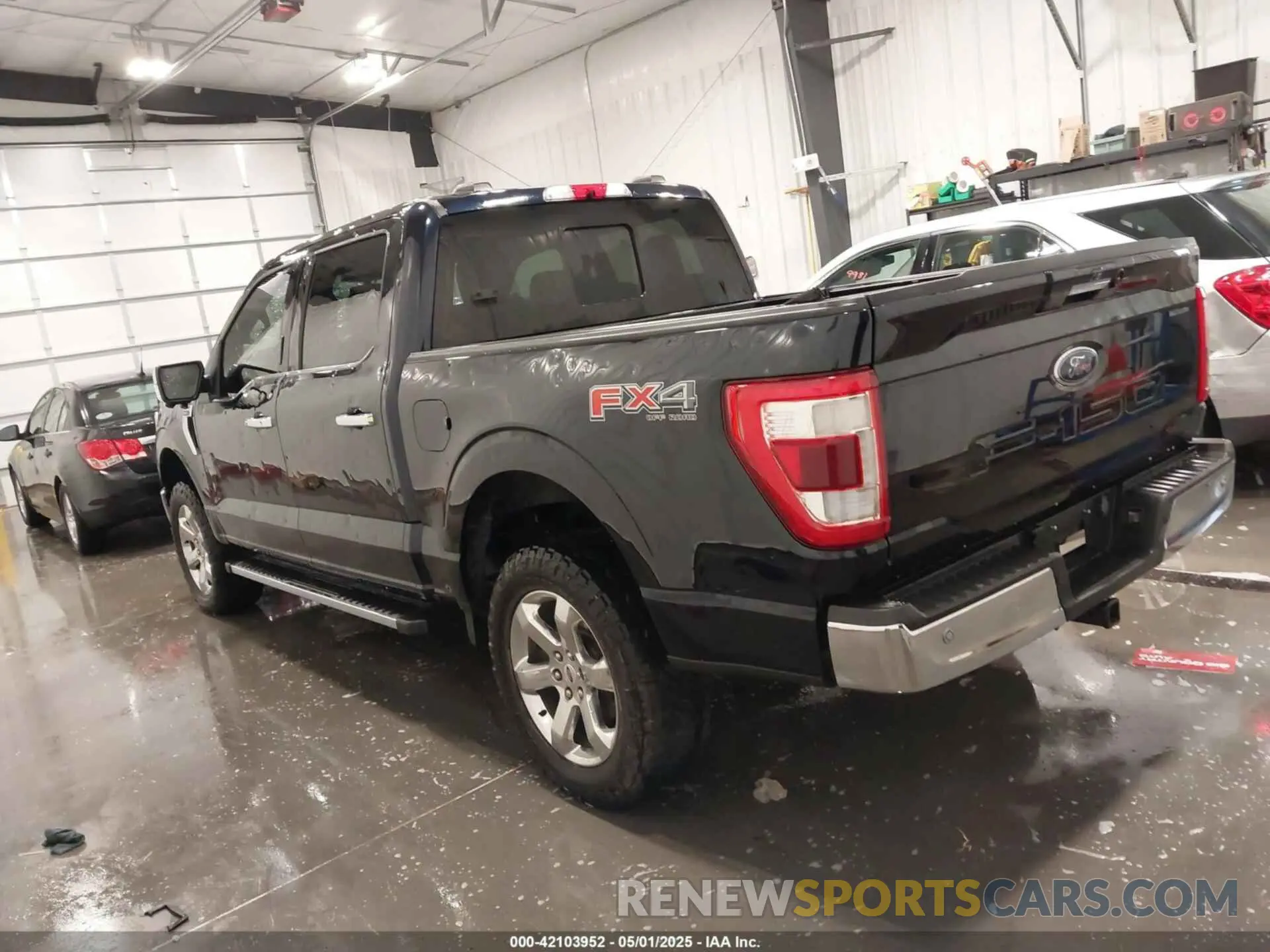 3 Photograph of a damaged car 1FTFW1E51MFC28143 FORD F-150 2021