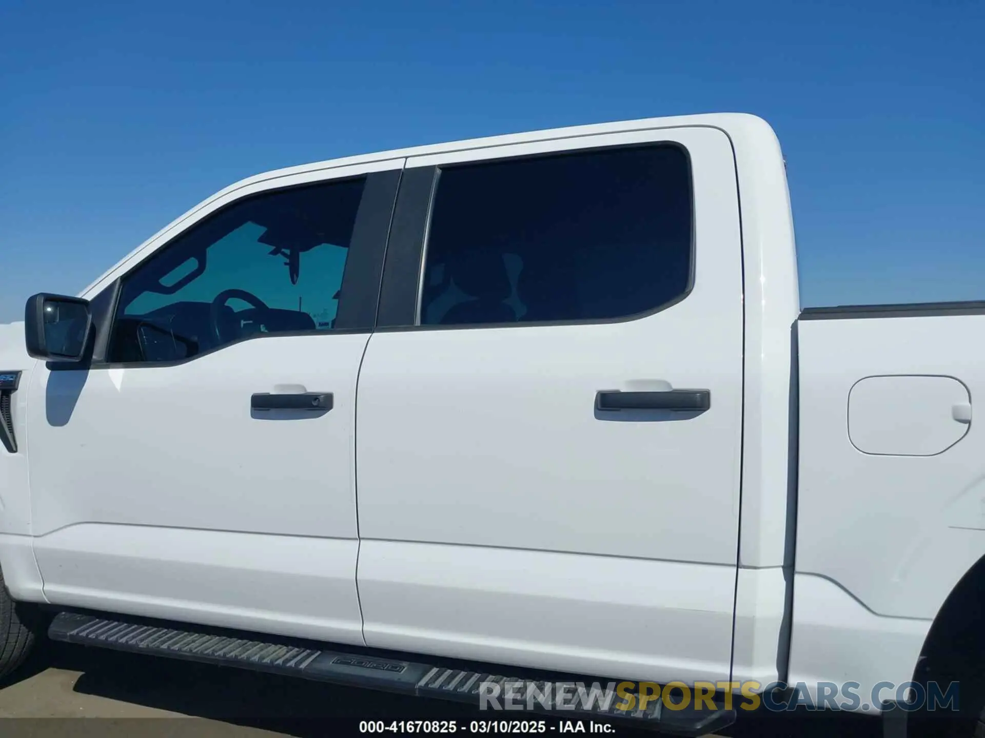 14 Photograph of a damaged car 1FTFW1E51MKD26144 FORD F-150 2021