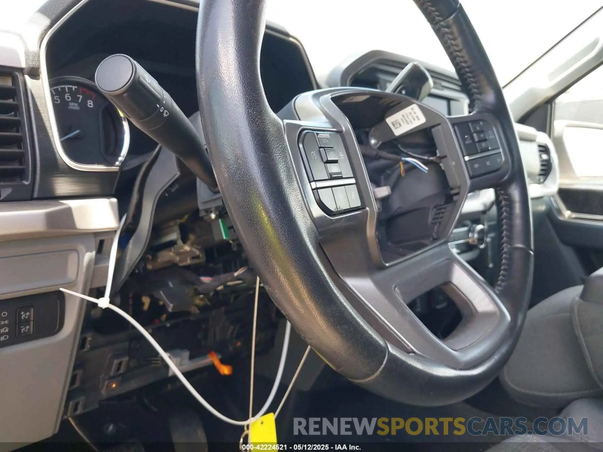 18 Photograph of a damaged car 1FTFW1E51MKD60861 FORD F-150 2021