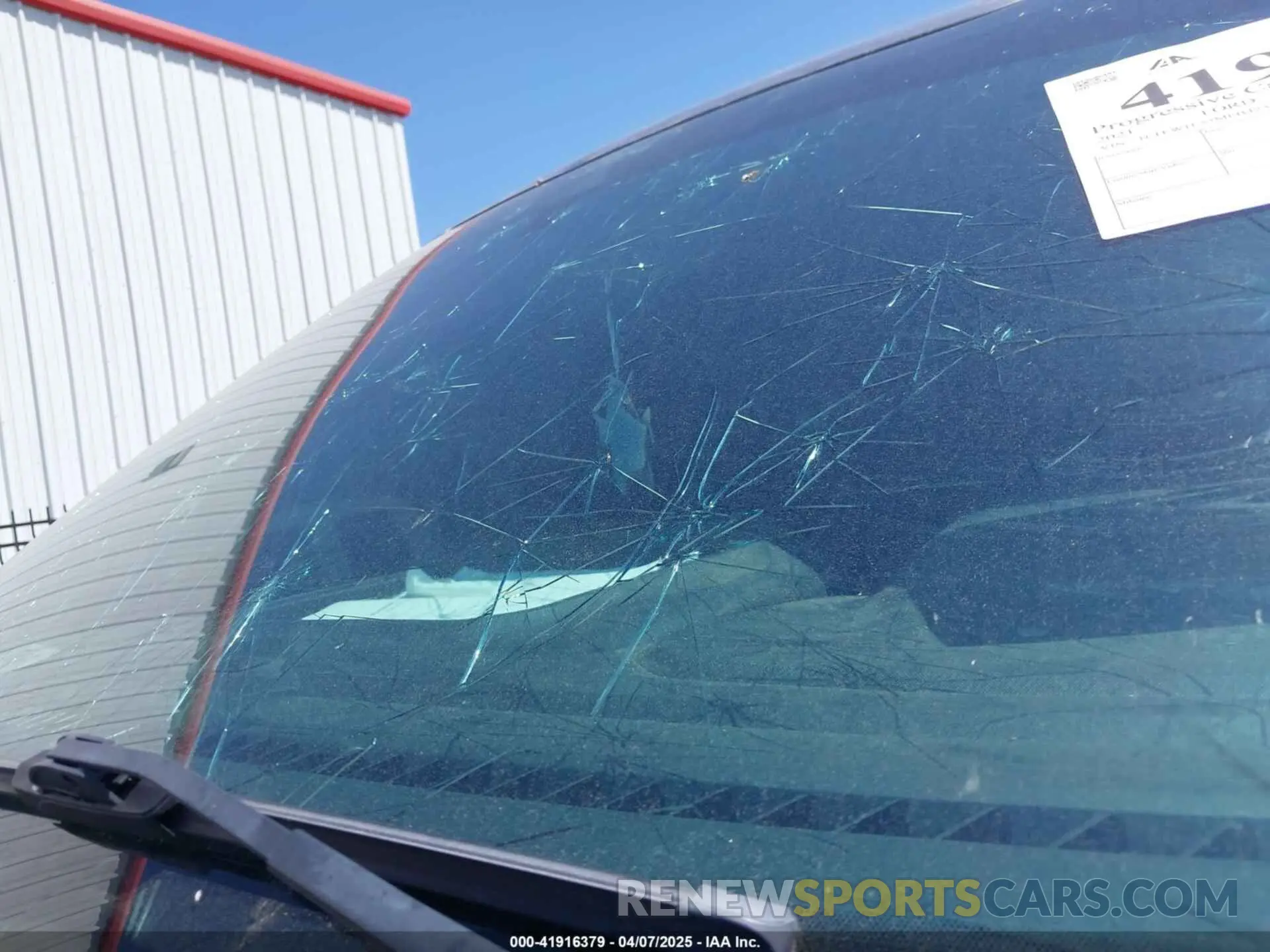 17 Photograph of a damaged car 1FTFW1E52MFB42324 FORD F-150 2021