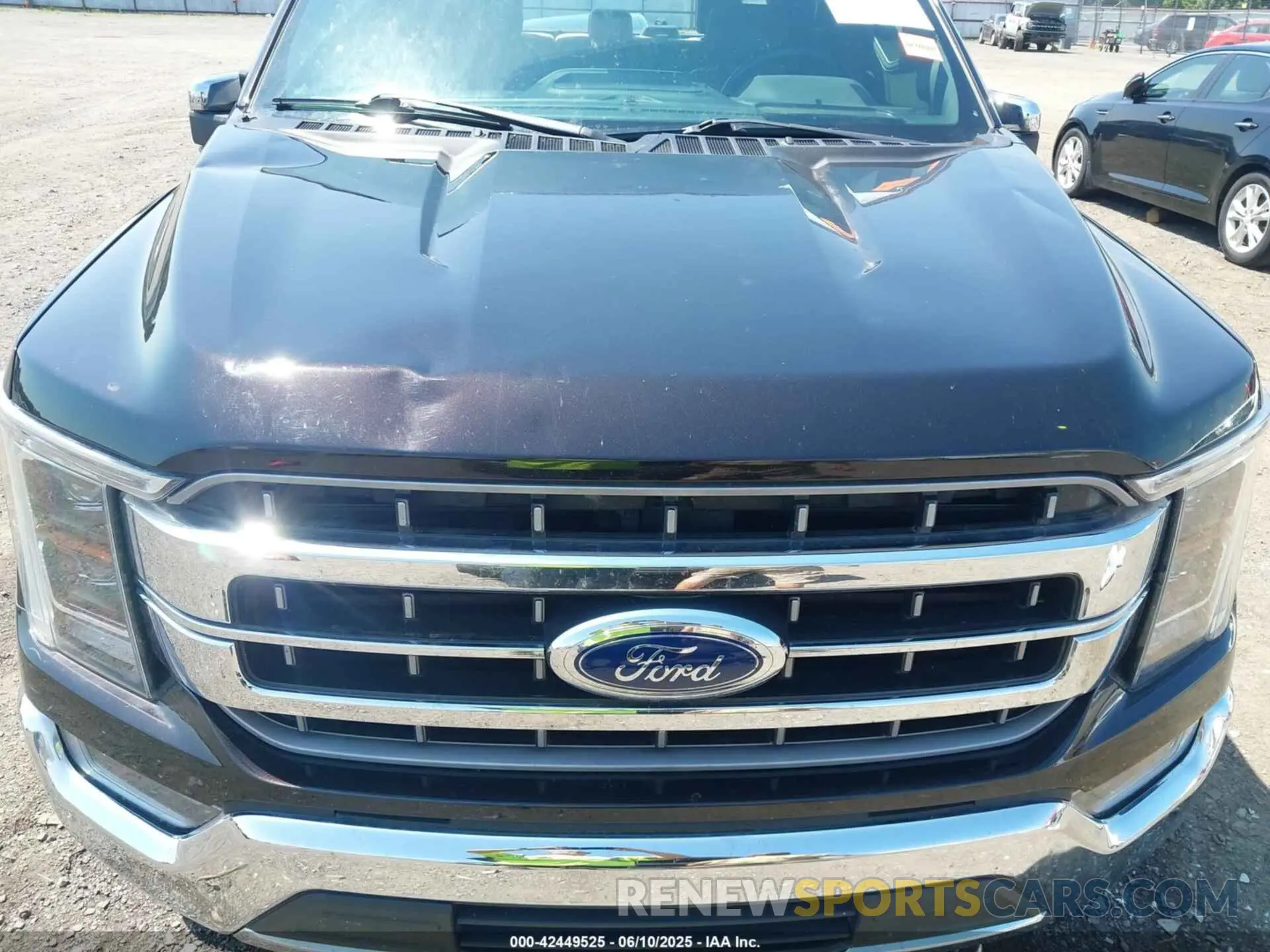 19 Photograph of a damaged car 1FTFW1E52MFC60891 FORD F-150 2021