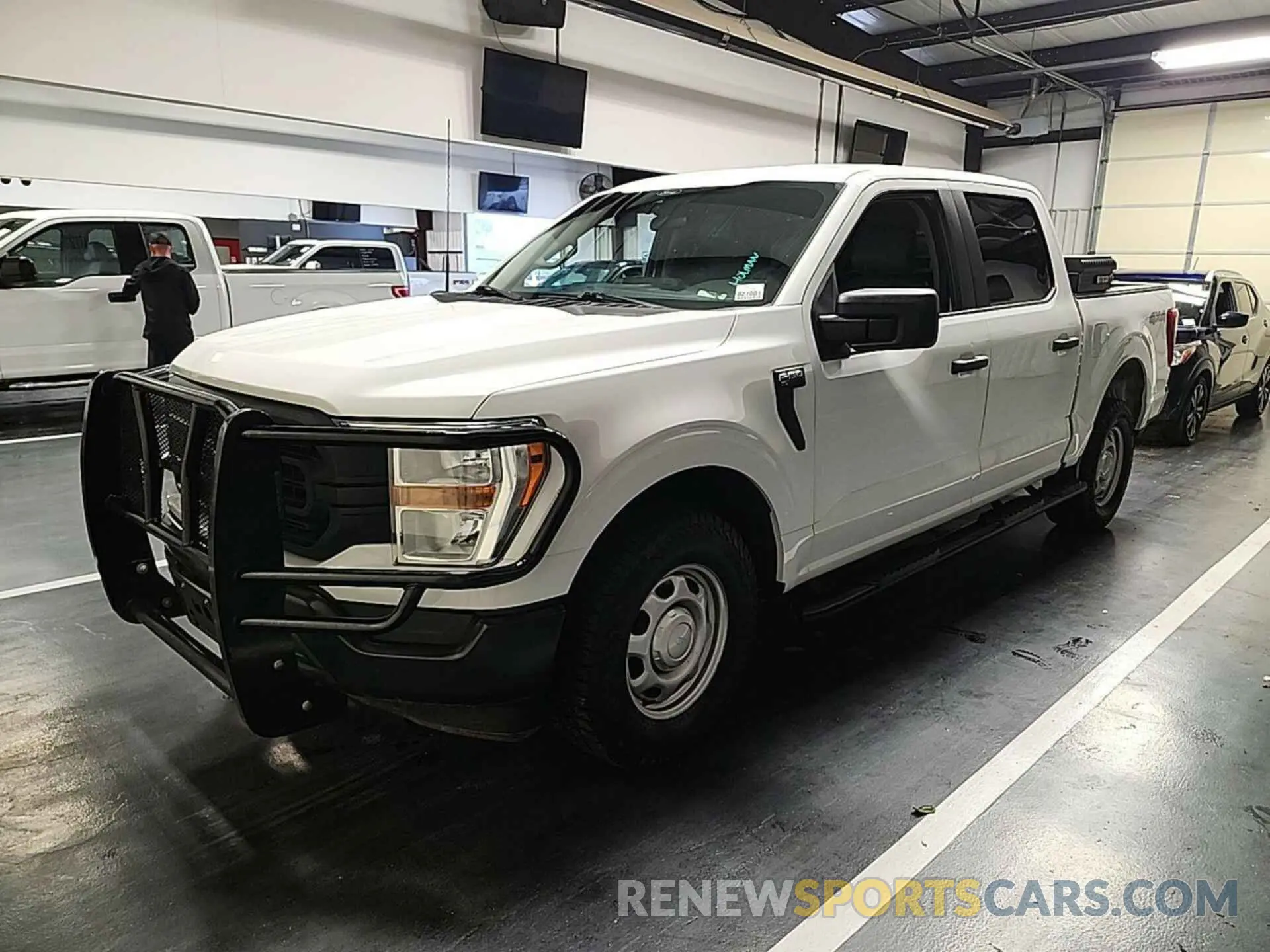 15 Photograph of a damaged car 1FTFW1E54MFB63739 FORD F-150 2021