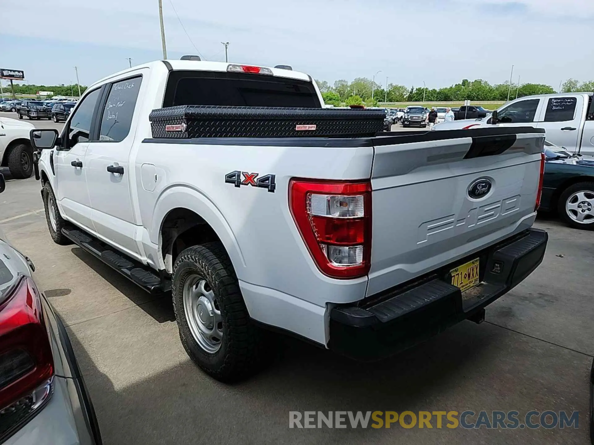 27 Photograph of a damaged car 1FTFW1E54MFB63739 FORD F-150 2021