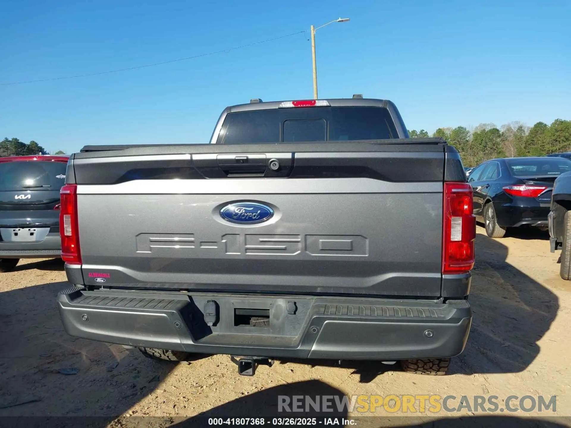 16 Photograph of a damaged car 1FTFW1E56MFC11922 FORD F-150 2021