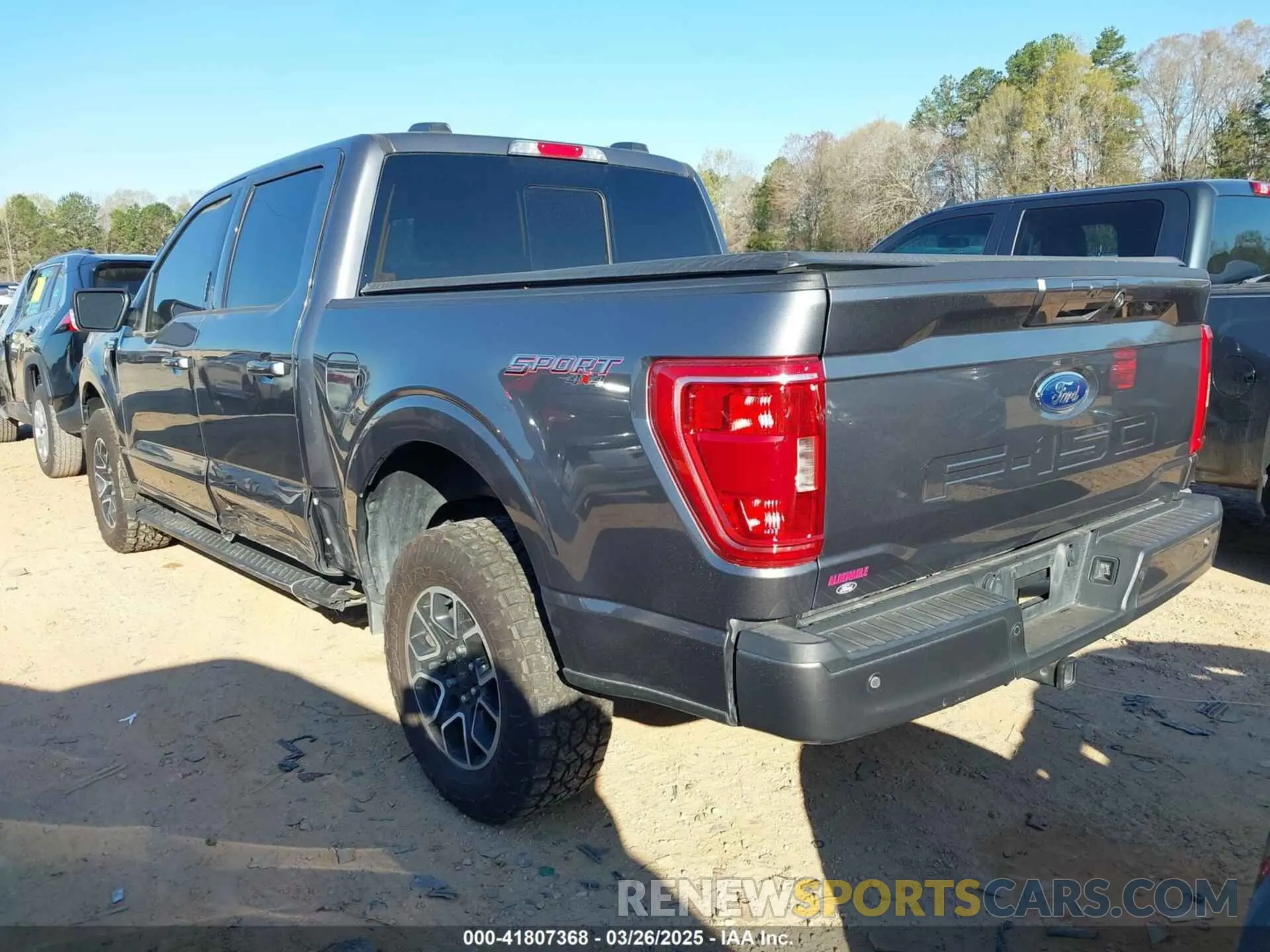 3 Photograph of a damaged car 1FTFW1E56MFC11922 FORD F-150 2021