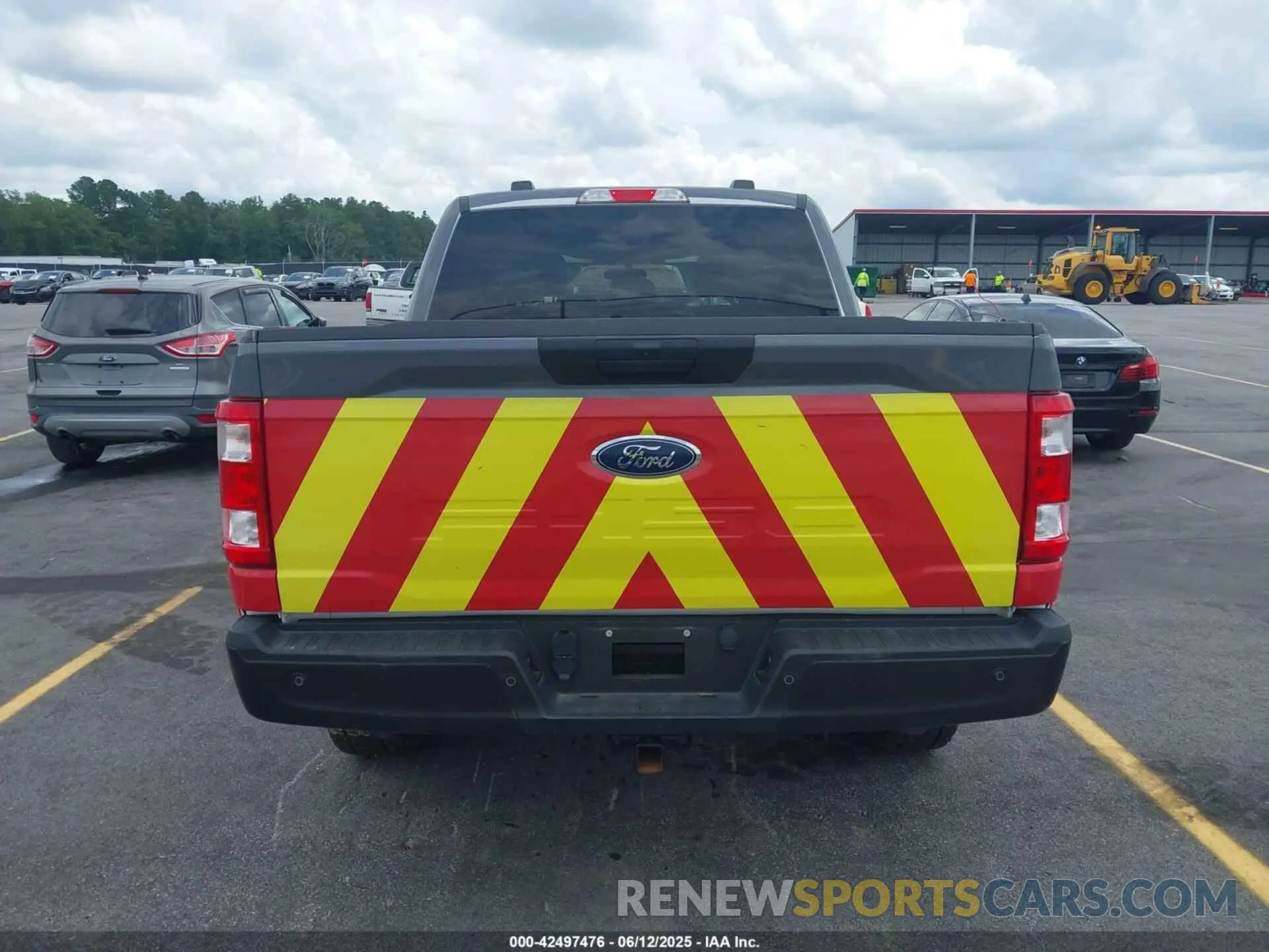 17 Photograph of a damaged car 1FTFW1E58MKE46958 FORD F-150 2021