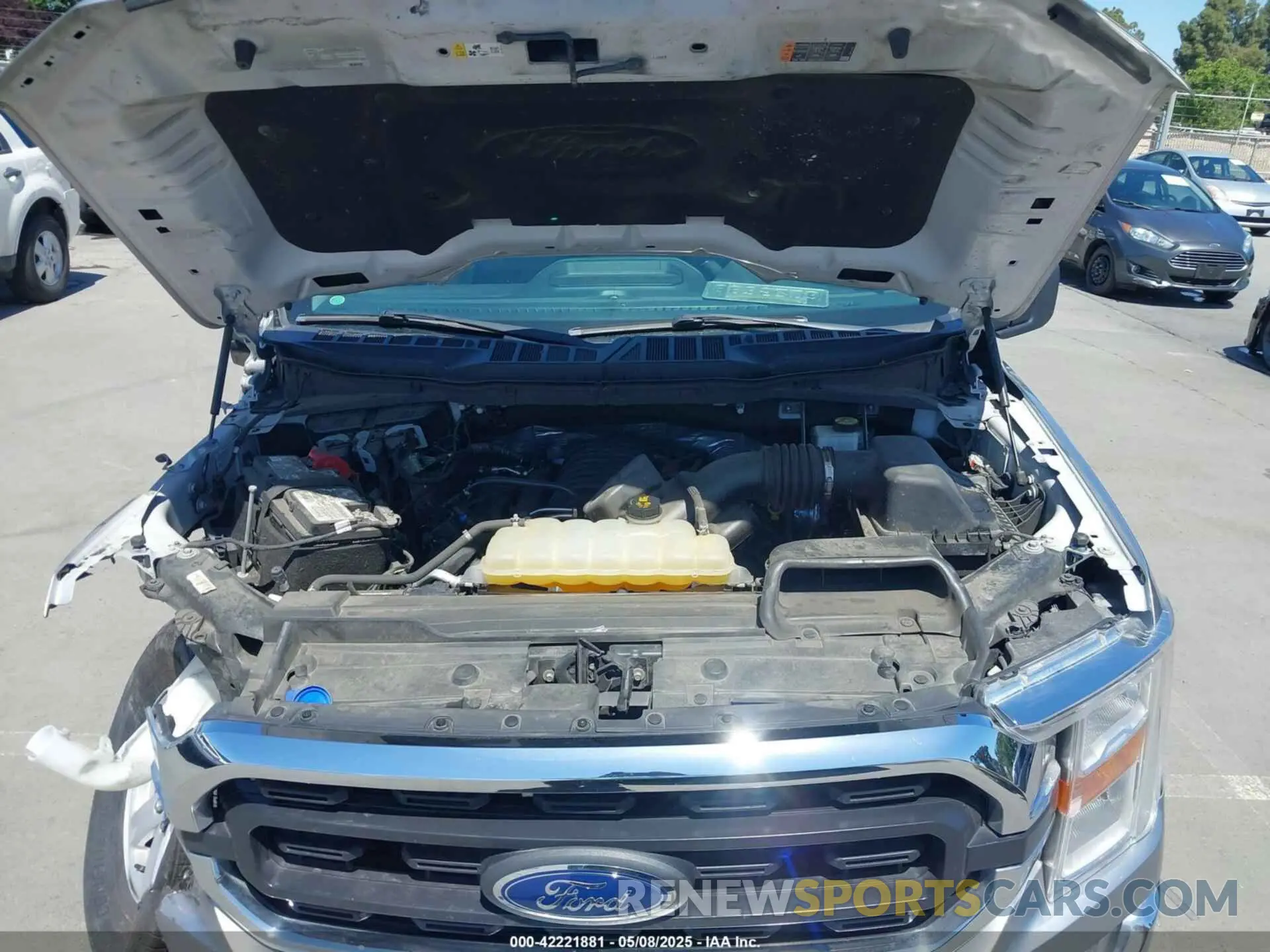 10 Photograph of a damaged car 1FTFW1E59MFA73499 FORD F-150 2021