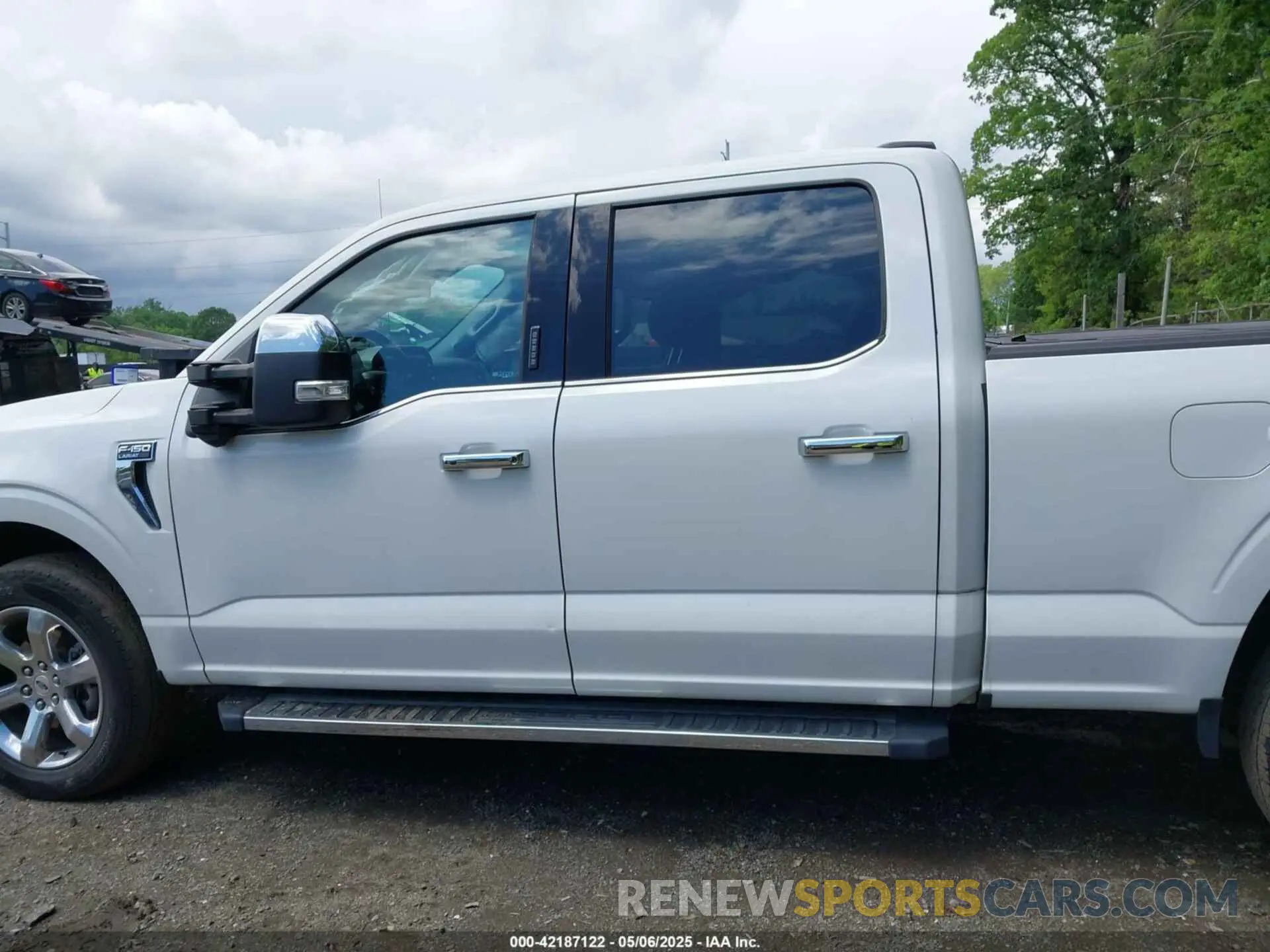 14 Photograph of a damaged car 1FTFW1E80MFA29126 FORD F-150 2021