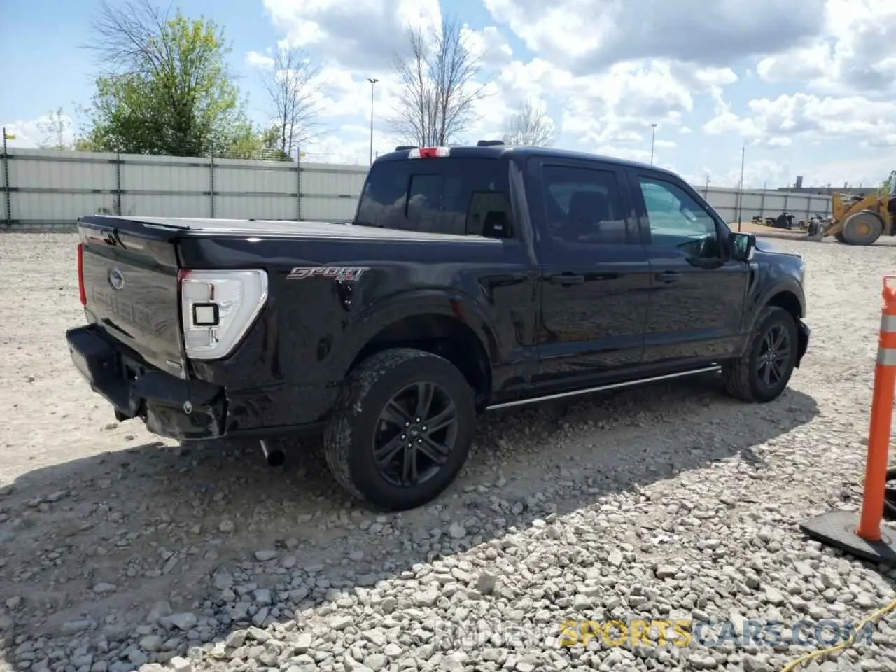 3 Photograph of a damaged car 1FTFW1E80MFA98673 FORD F-150 2021