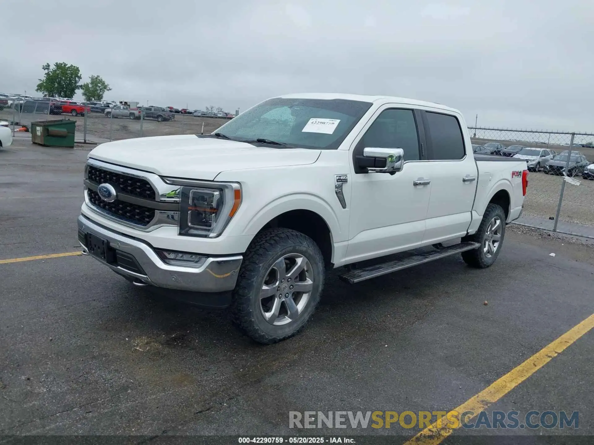 2 Photograph of a damaged car 1FTFW1E81MFA33895 FORD F-150 2021