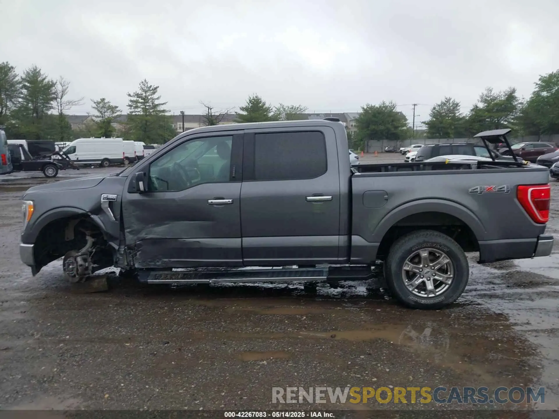 14 Photograph of a damaged car 1FTFW1E82MFA77324 FORD F-150 2021