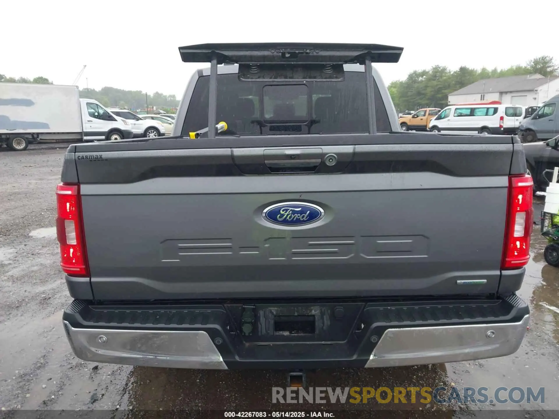 16 Photograph of a damaged car 1FTFW1E82MFA77324 FORD F-150 2021