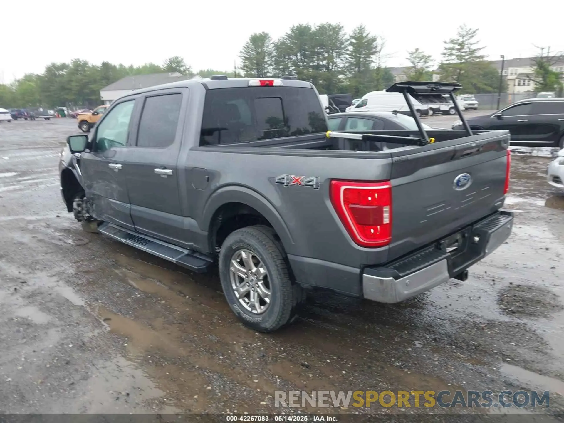 3 Photograph of a damaged car 1FTFW1E82MFA77324 FORD F-150 2021