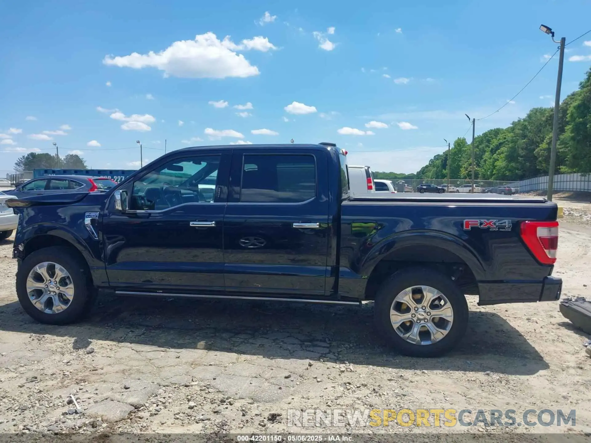 15 Photograph of a damaged car 1FTFW1E85MFB91107 FORD F-150 2021