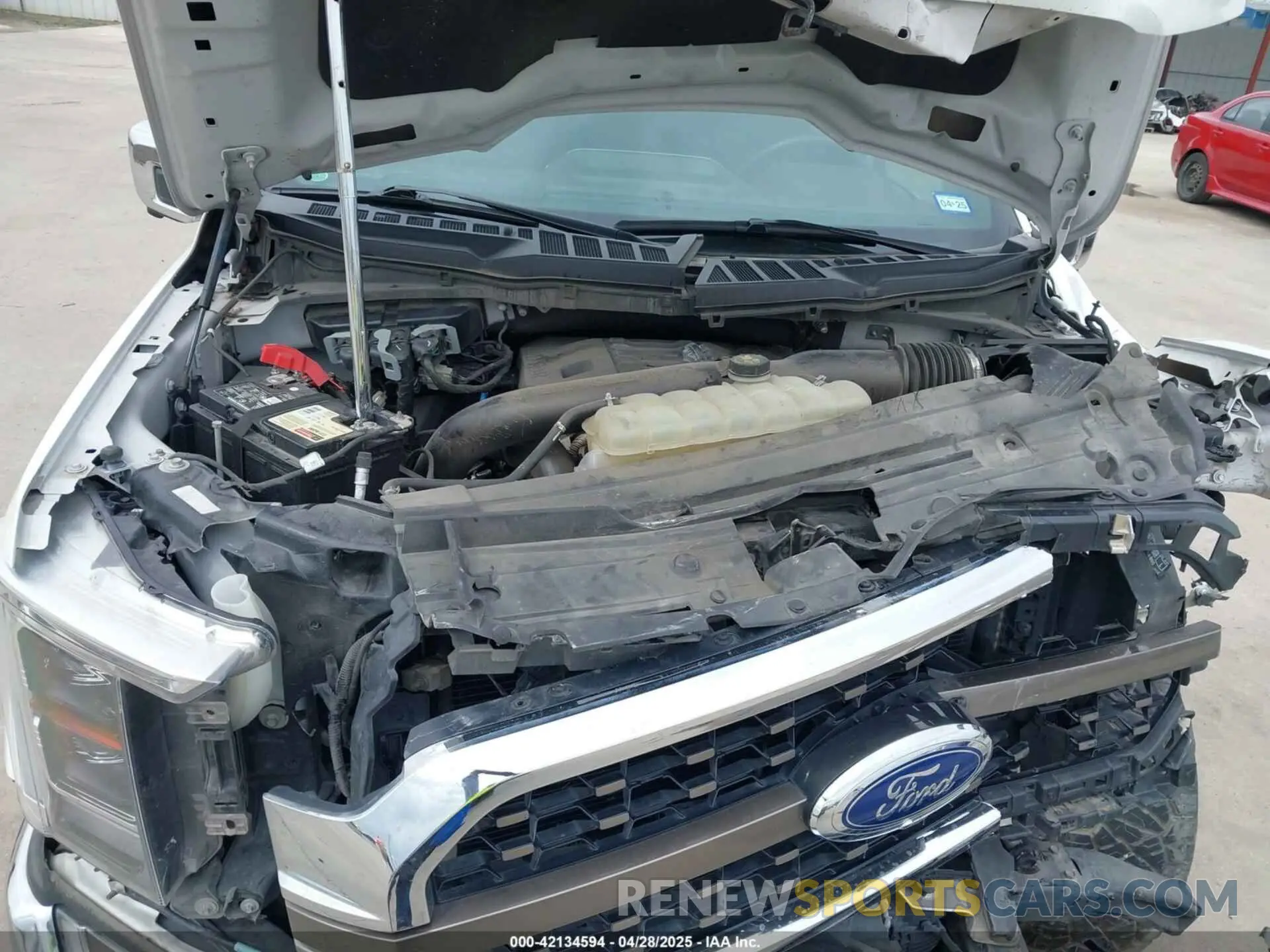10 Photograph of a damaged car 1FTFW1E87MFA25820 FORD F-150 2021