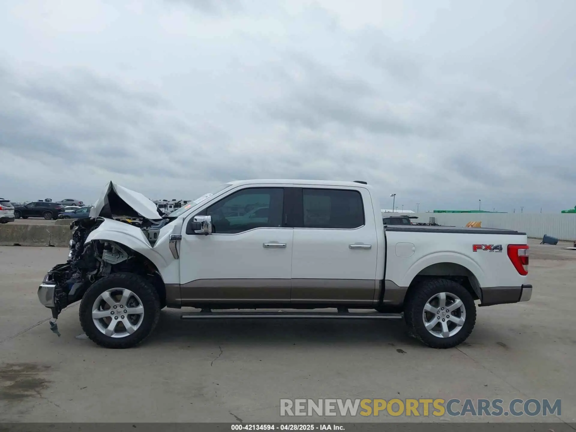 15 Photograph of a damaged car 1FTFW1E87MFA25820 FORD F-150 2021