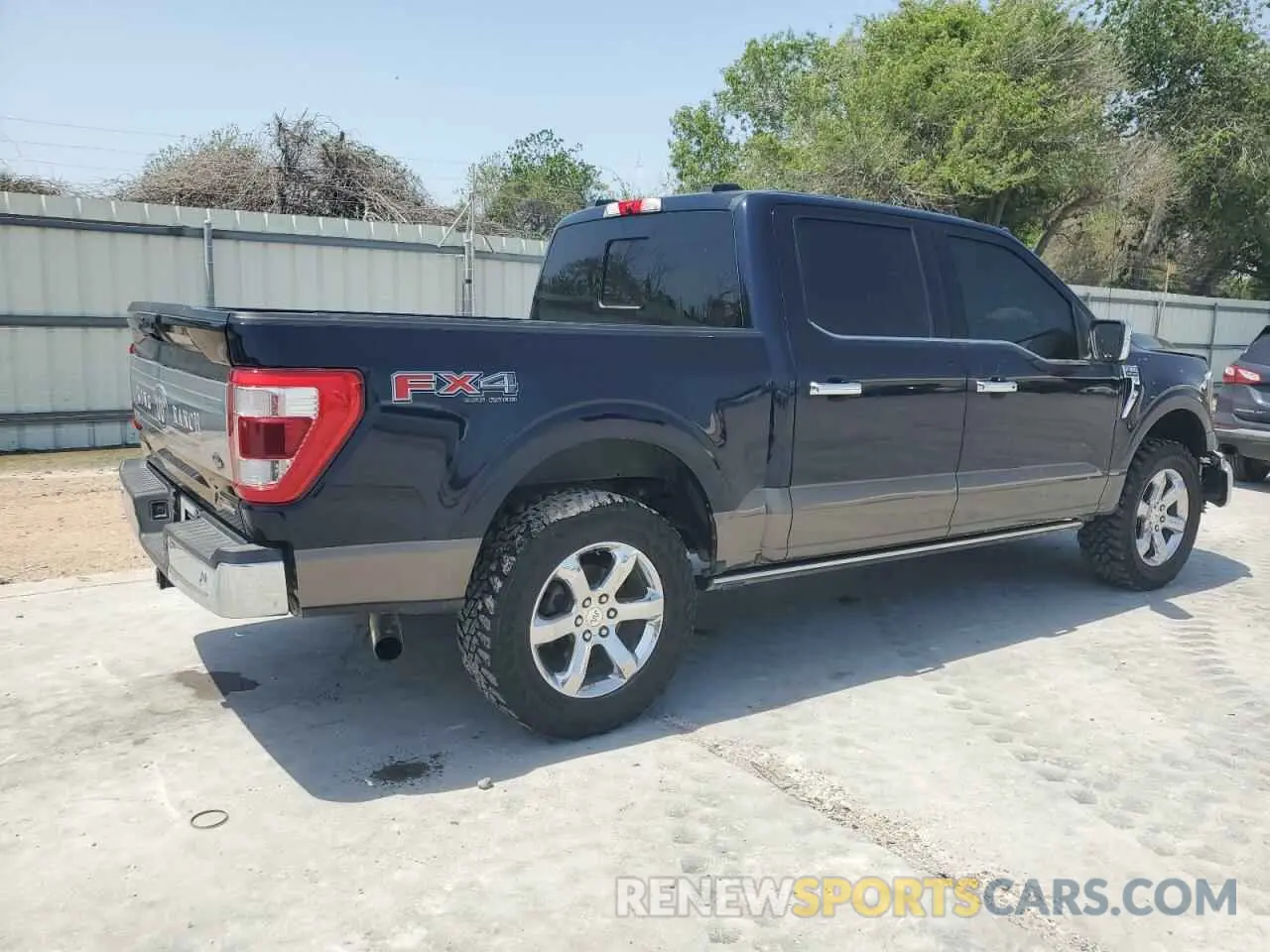 3 Photograph of a damaged car 1FTFW1E87MFB36383 FORD F-150 2021